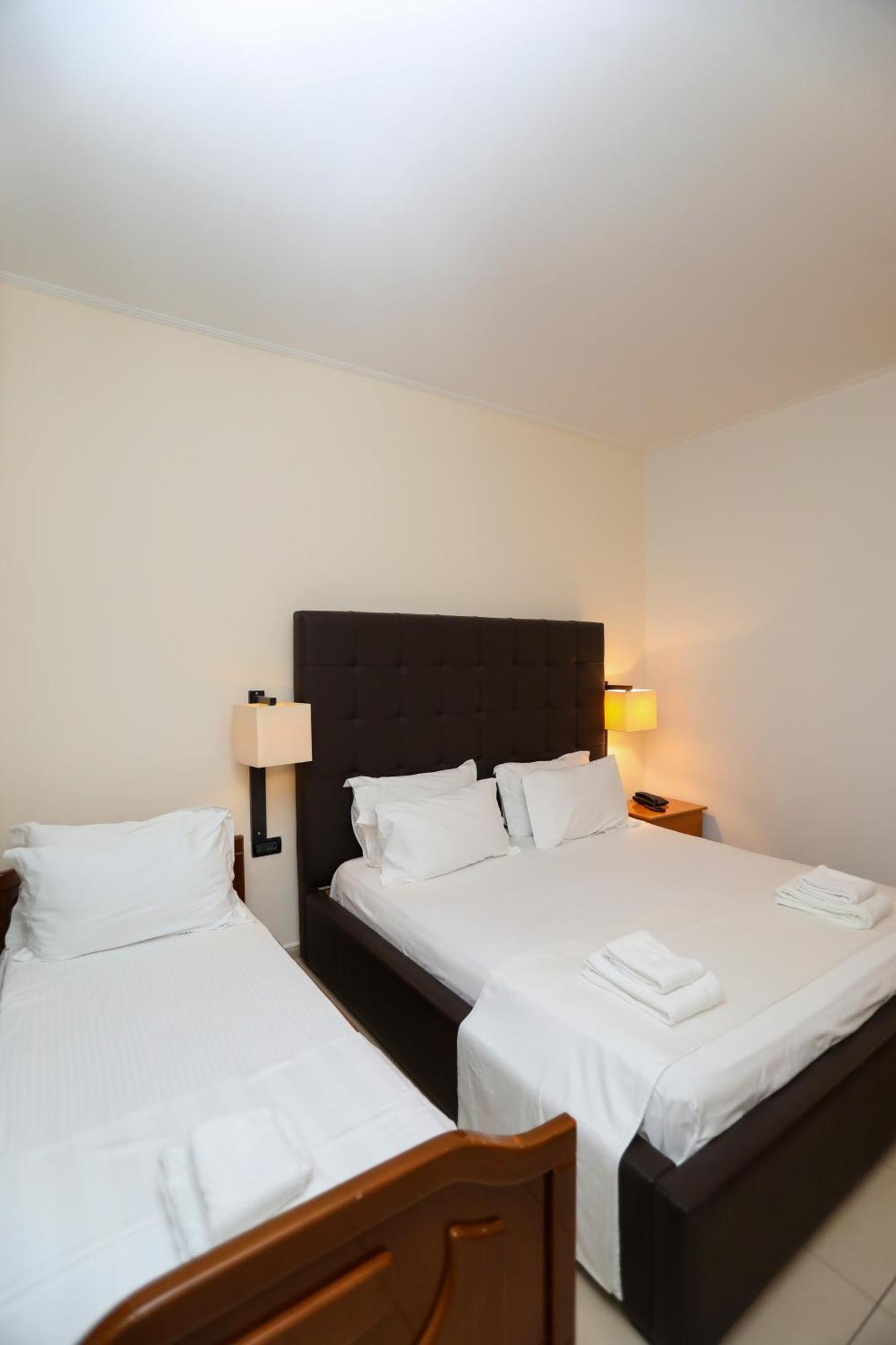 New York Hotell Vlorë