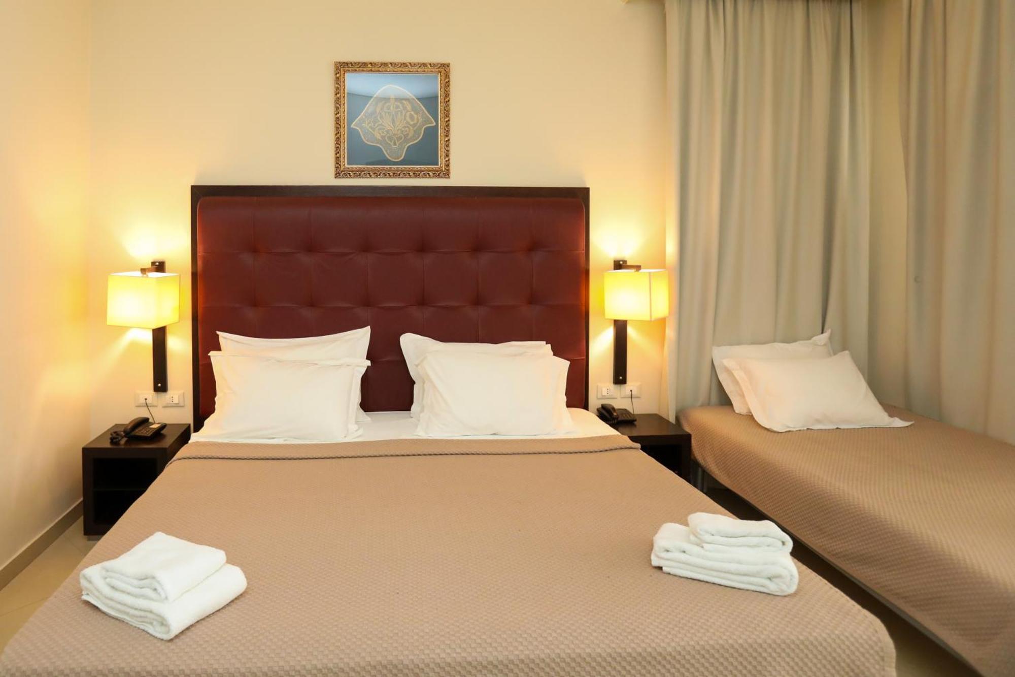 Hotell New York Vlorë